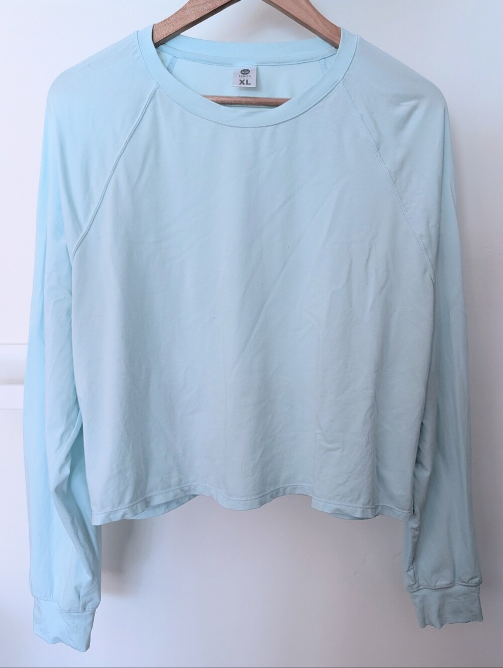 Senita Infinity Long Sleeve Top Sky Blue Women's XL Cropped Breezy Workout Tee
